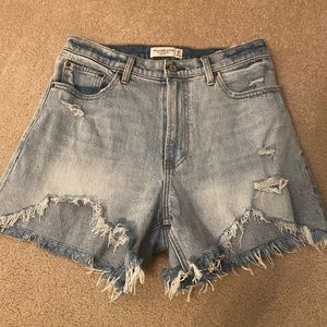 Abercrombie Curve Love Mom Jeans High Rise 4”